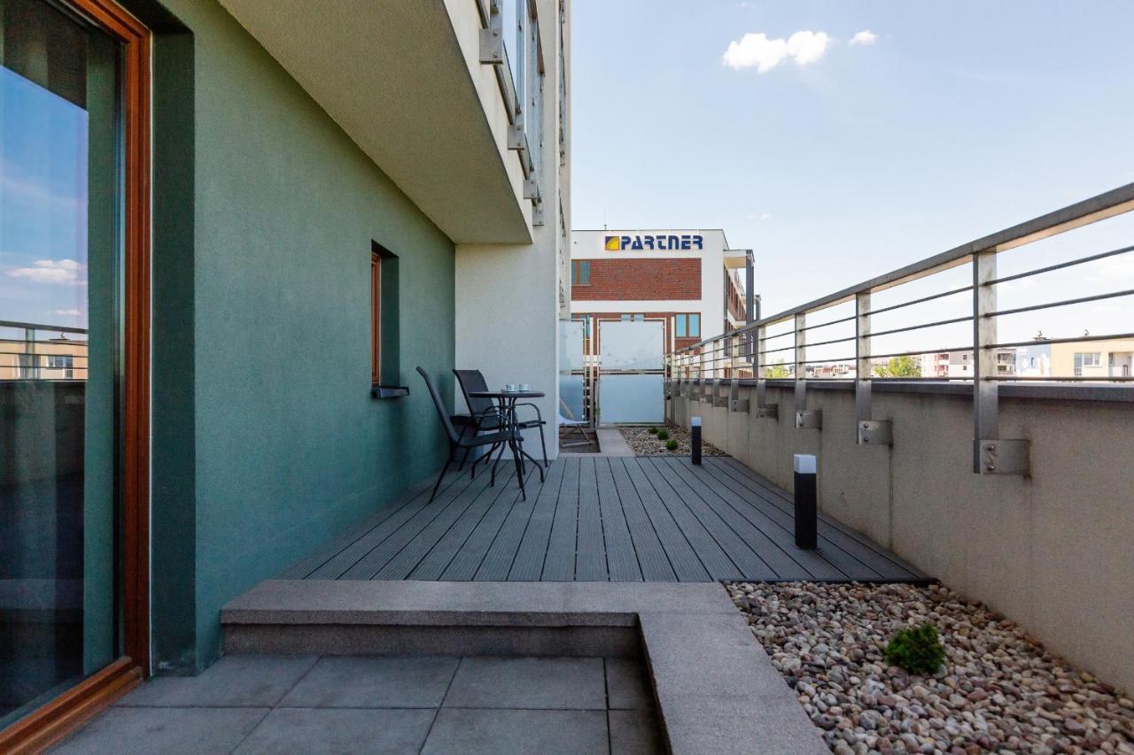 Apartamenty Bliska Praga By Noclegi Renters Warschau Exterior foto
